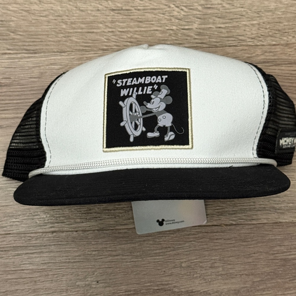 NWT Classic Disney 100 Mickey Mouse Steamboat Willie Trucker Hat White/Black